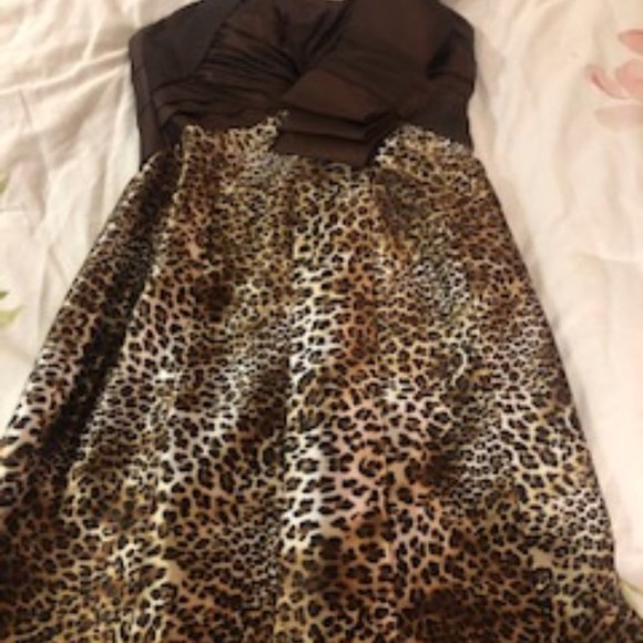 Tony Bowls Leopard Print Cocktail Dress, Size 4 - Picture 1 of 3
